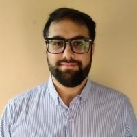 Dr. Roberto González Méndez